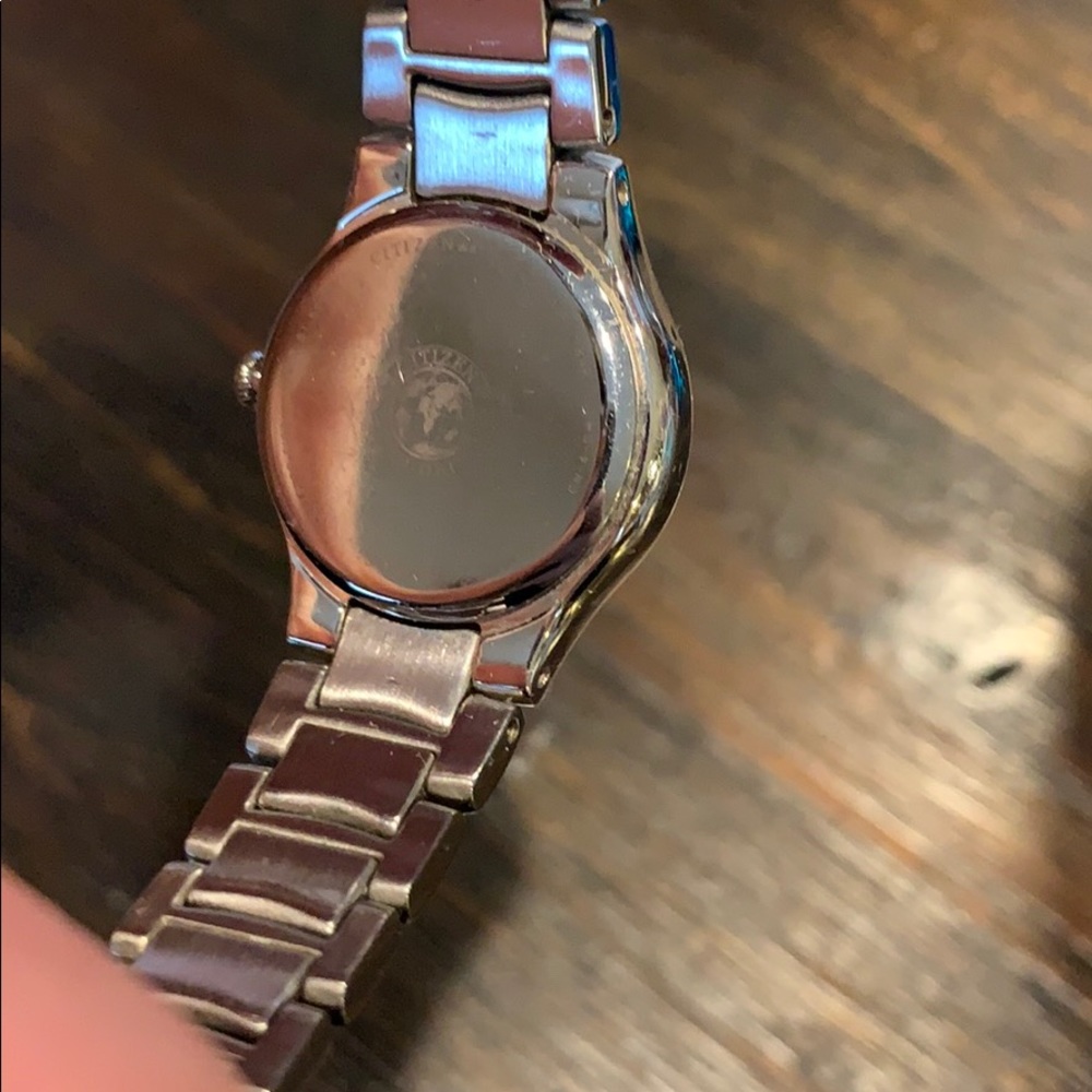 Citizen Eco Drive Watch - Picture 3 of 3